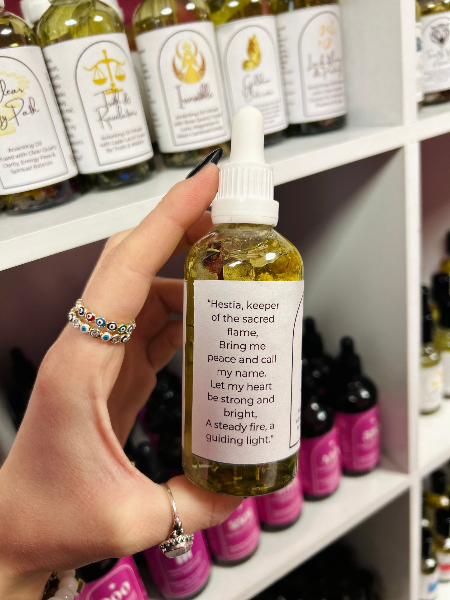 Hestia Spell Oil – Goddess of Hearth, Rest & Inner Peace