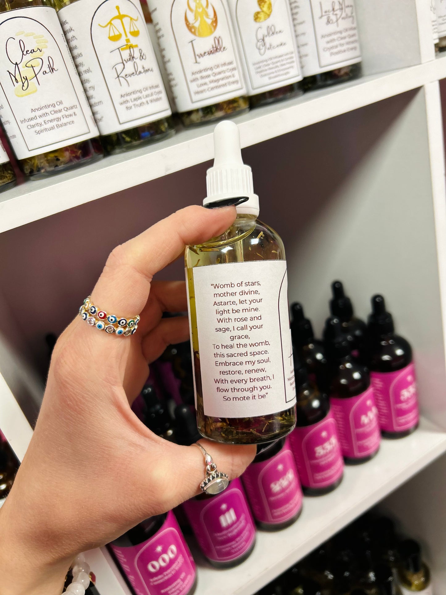 Astarte Spell Oil – Goddess of Rebirth, Fertility & Feminine Power