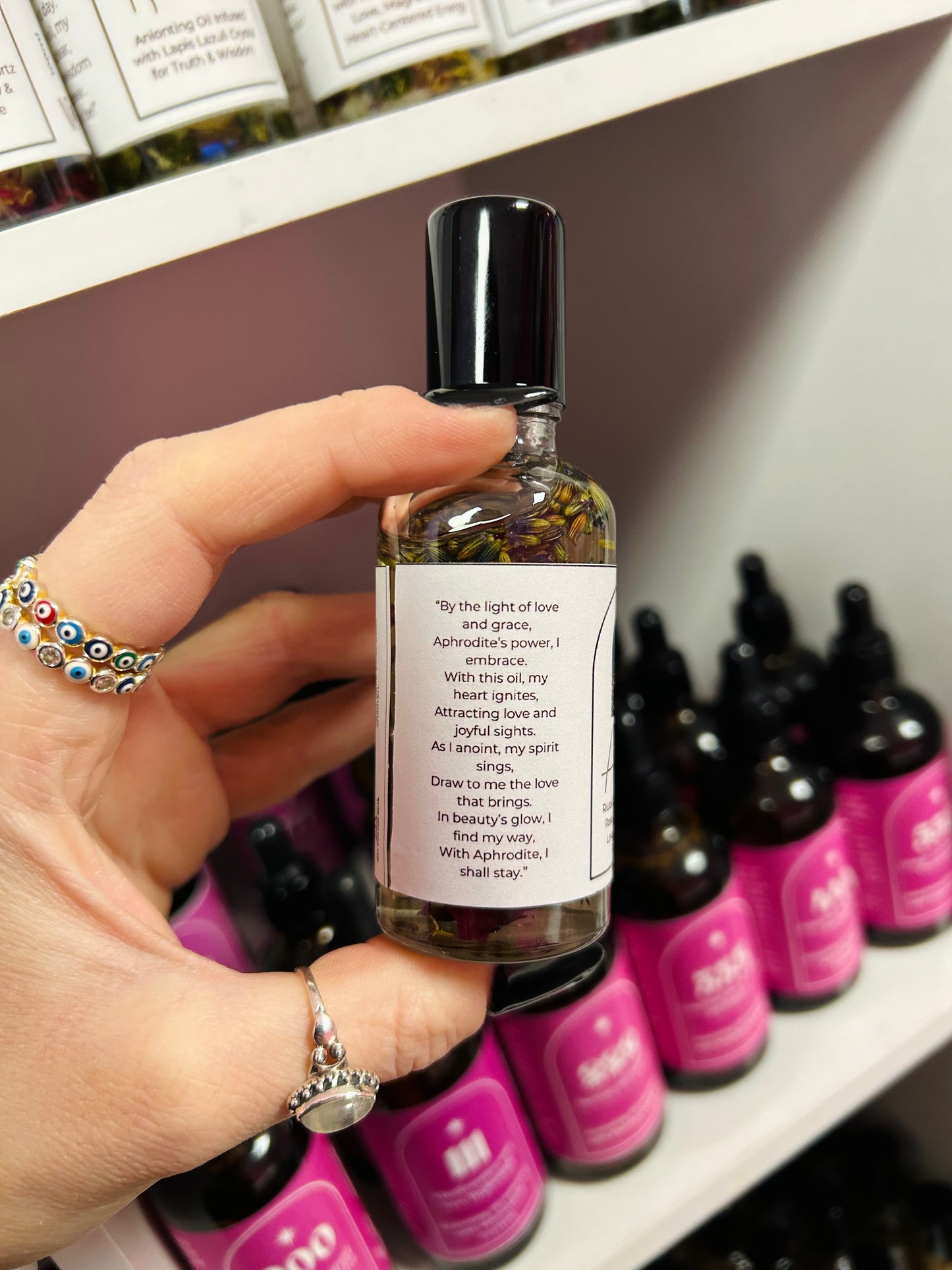 Aphrodite Spell Oil – Goddess of Love, Beauty & Radiance