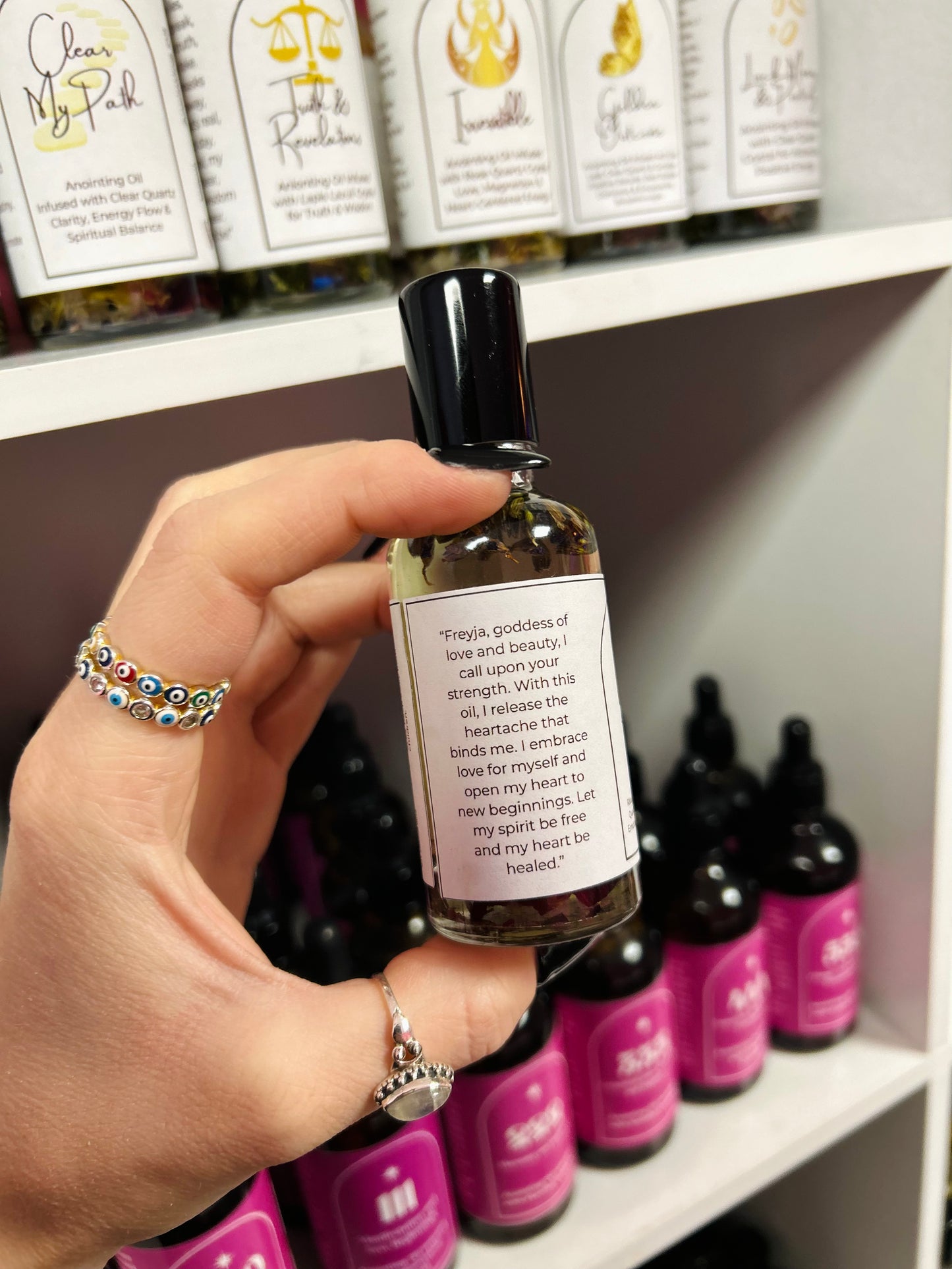 Freyja Spell Oil – Goddess of Love, War & Heart Healing