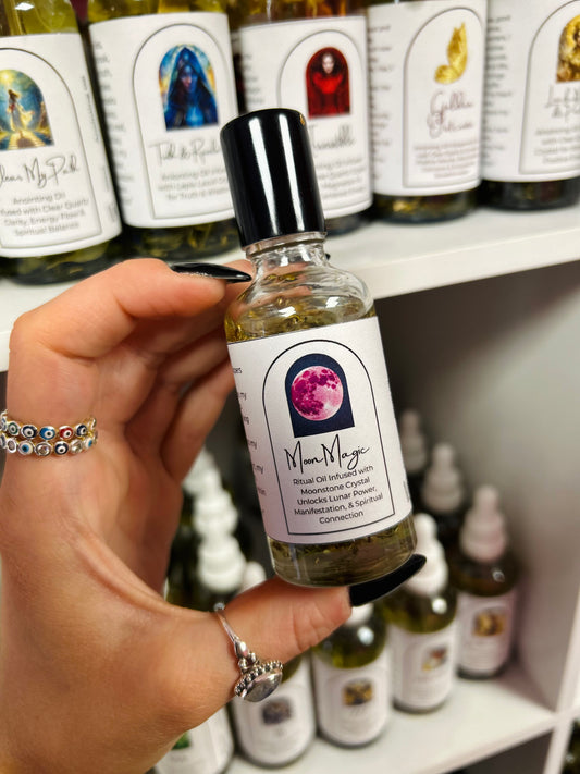 Moon Magic Spell Oil - Lunar Power, Manifestation & Spiritual Connection