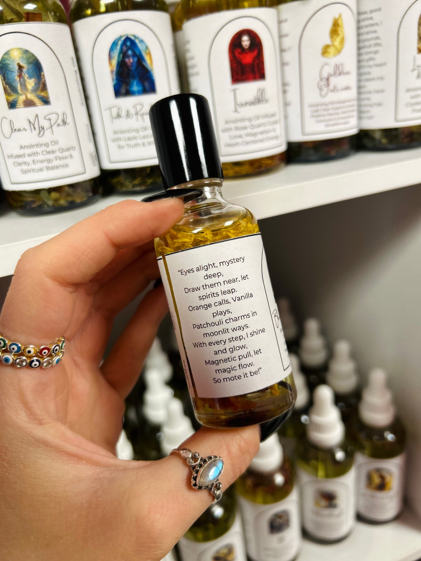 Black Cat Energy Spell Oil - Magnetism, Charm & Social Confidence