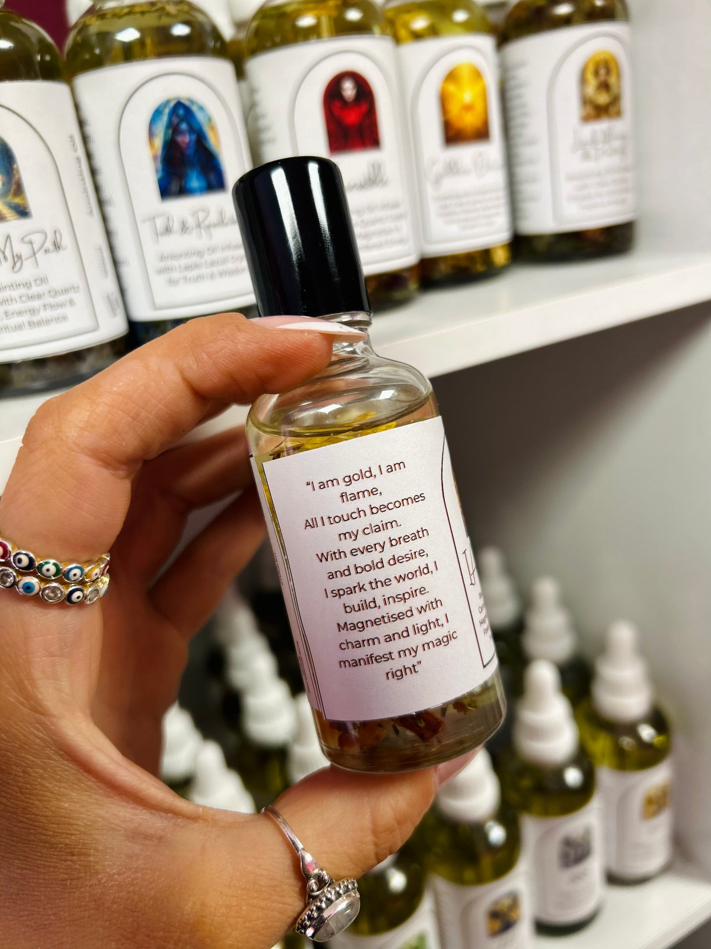 I Am Magical Ritual Oil – Manifestation Spell Oil for Radiance, Personal Power & Turning Energy Into Gold