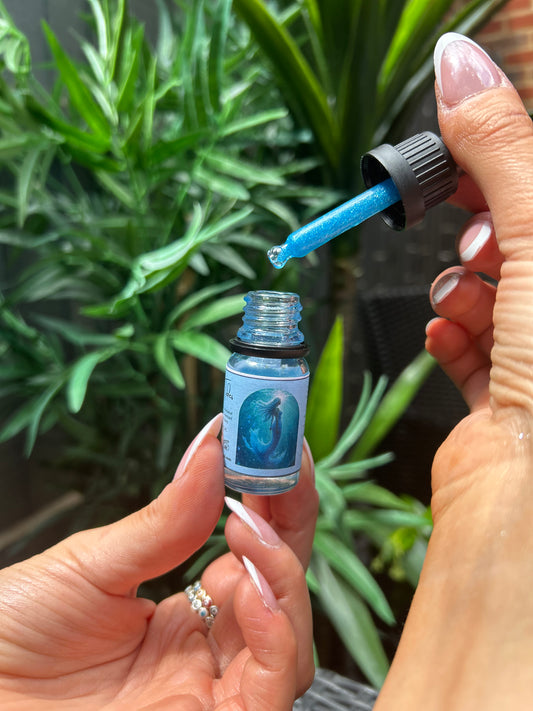 Mystic Tides 10ml Intention Oil – Lunar Water Magic for Emotional Flow, Go With The Flow & Releasing Control | Pocket-Sized Spell Oil
