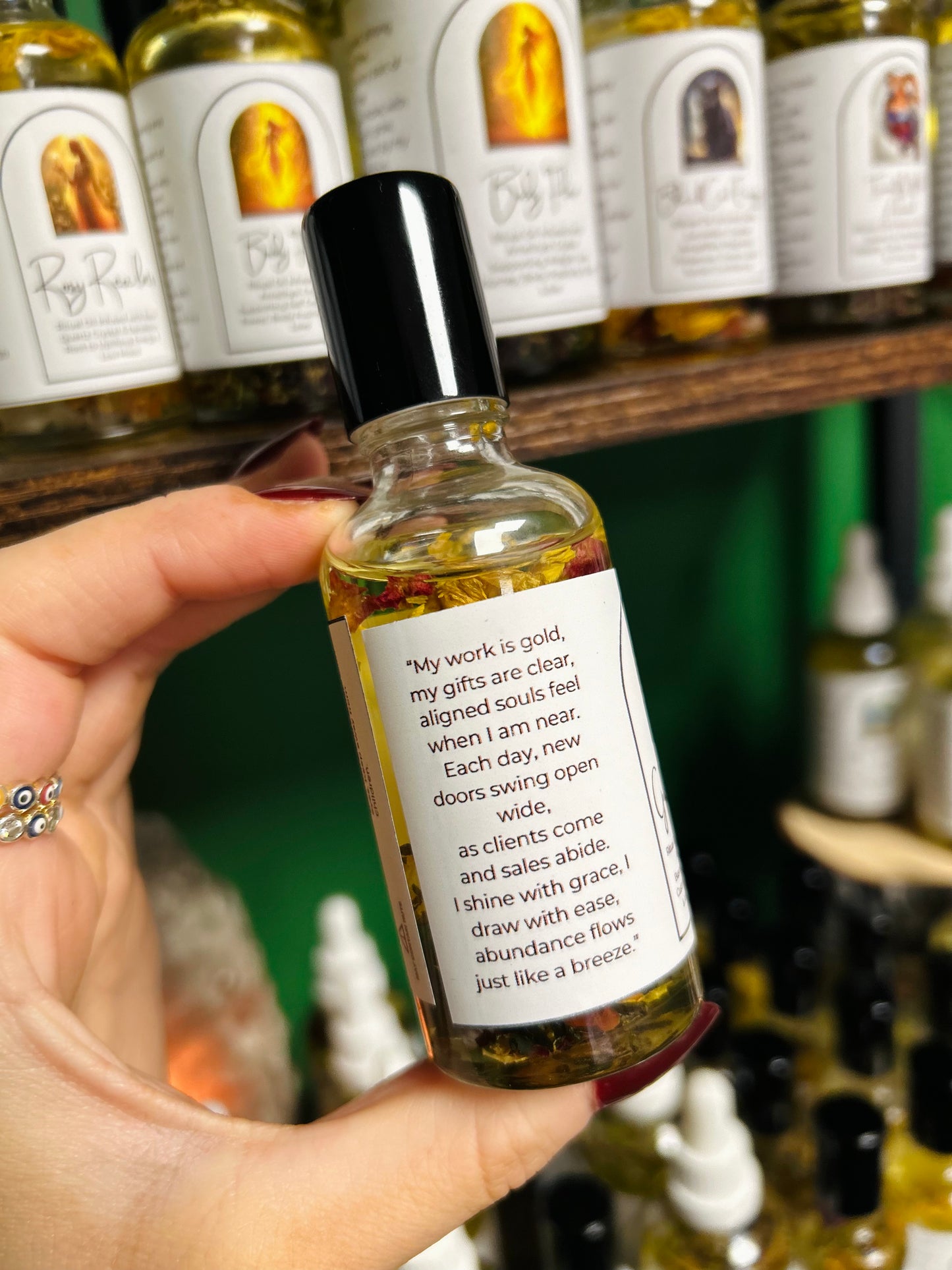 Golden Reach Ritual Oil – Business Success, Alignment for Sales Flow, Visibility, Client Attraction and Abundance